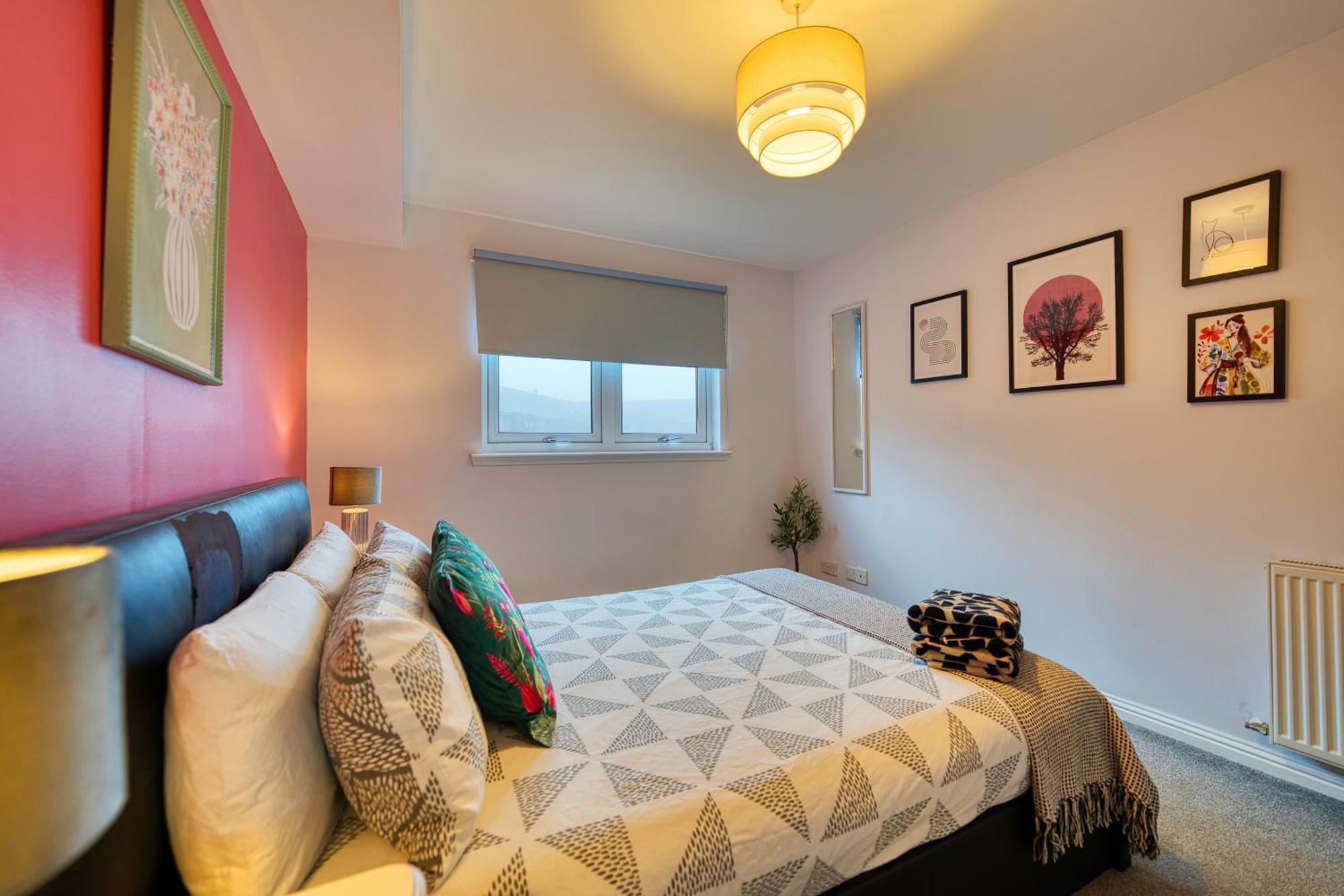 Modern 2 Bed Flat With Free Parking Apartment Glasgow Exterior photo